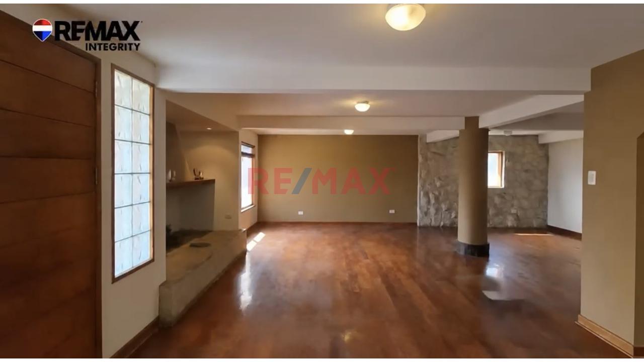 Oportunidad Casa Como Terreno Para Proyecto De 7 Casa O Tu Casa Soñada — foto 4