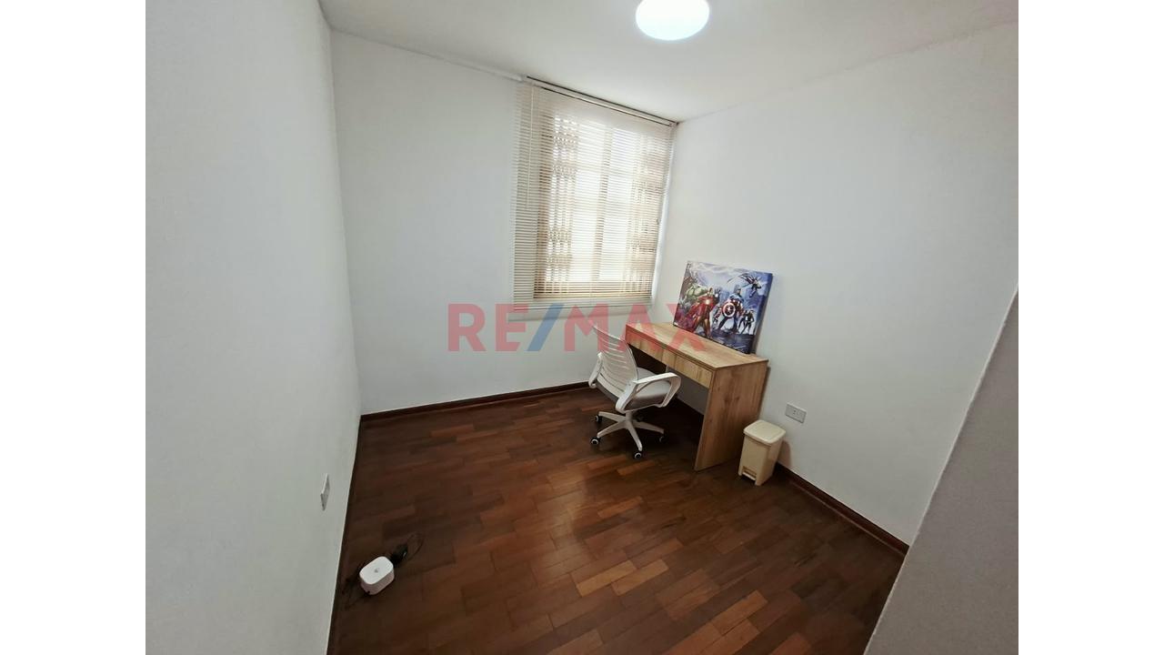Acogedor Depa Semiamoblado En Av. Vicus - Surco — foto 15