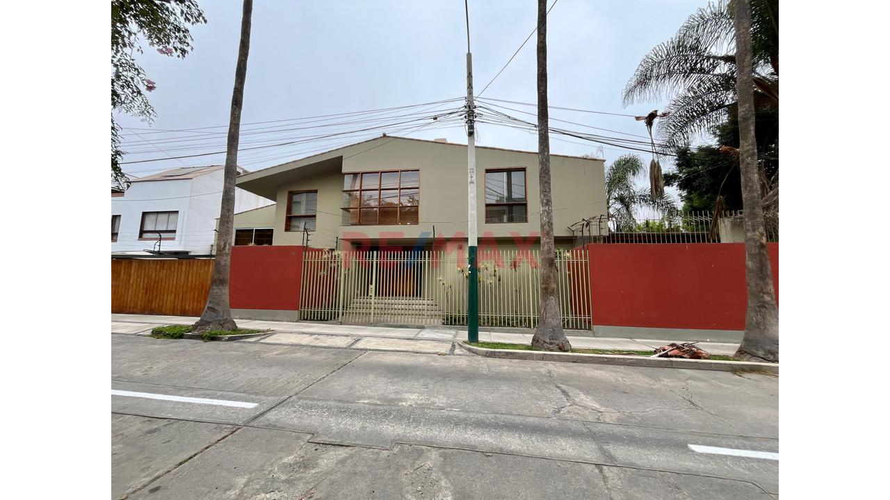 Terreno 603 M² En San Isidro – Doble Frente A Pezet Y B. Monteagudo — foto 2