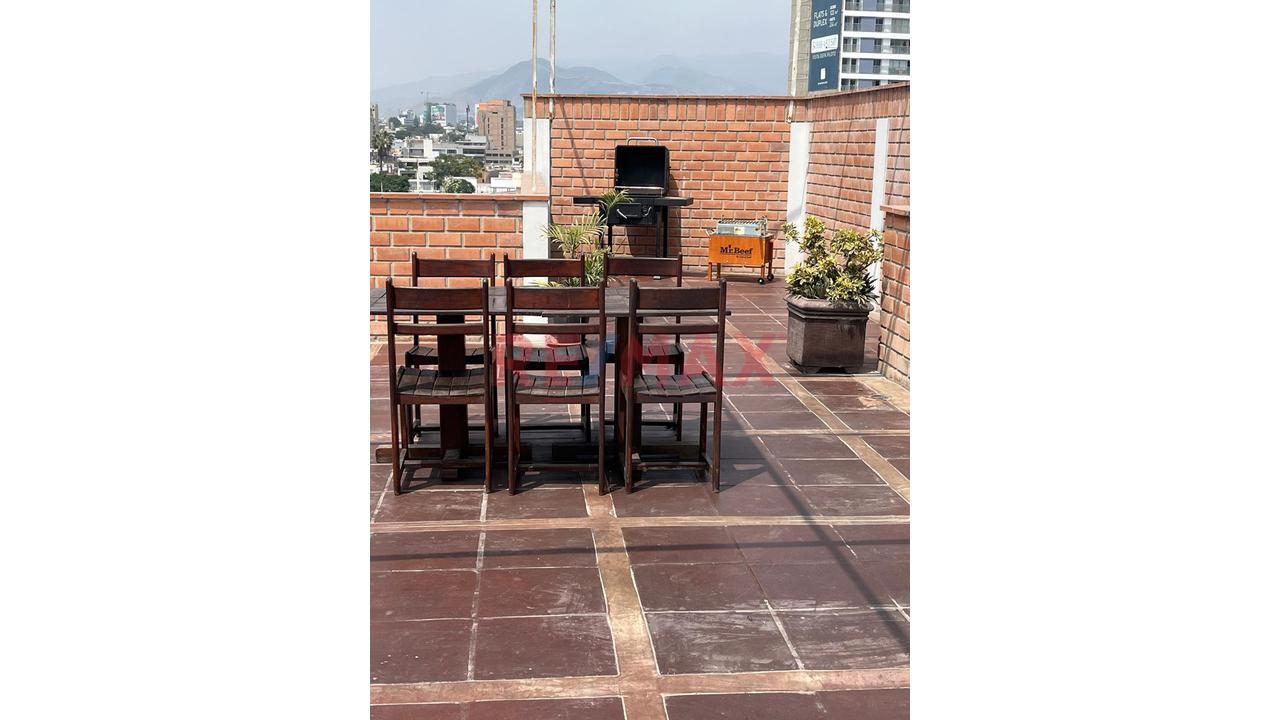Alquilo Hermoso E Iluminado Departamento De 80M2 En Miraflores + Cochera. Amoblado — foto 14