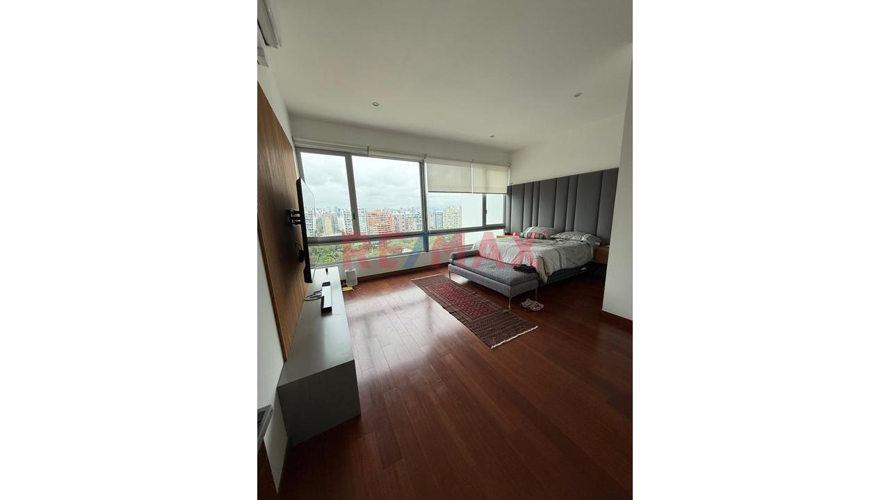 Venta De Elegante Dpto. En San Isidro - 192 M2 — foto 2