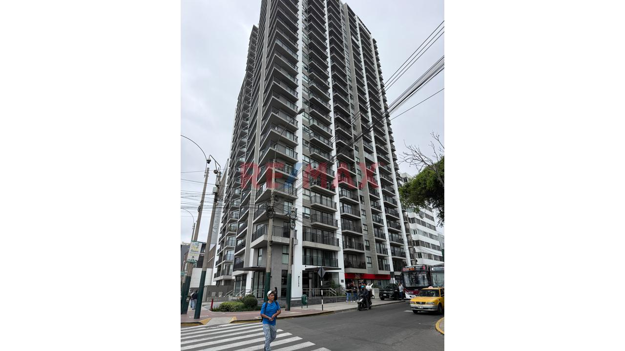 Departamento Amoblado En Alquiler – San Isidro - 18
