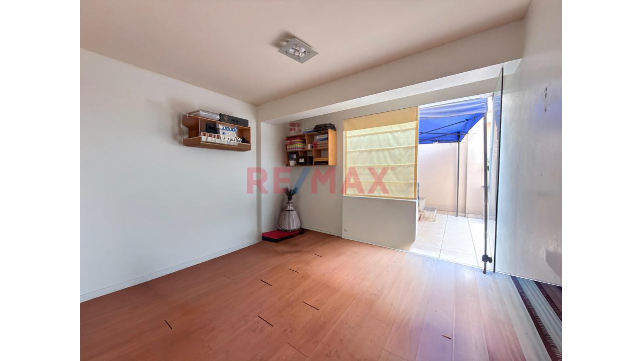 Amplio Departamento En Primer Piso Elevado 147.81M – Surco — foto 5