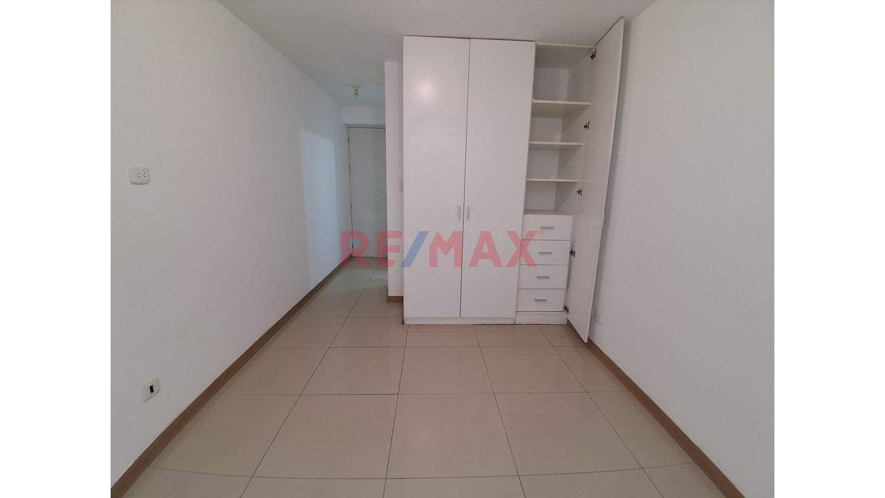 Departamento En Venta + Amplio Deposito. Jesús María — foto 8