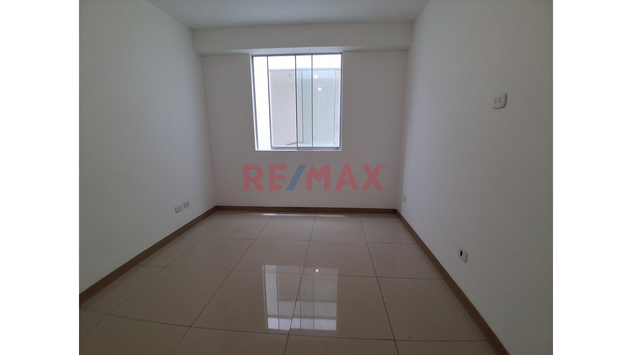 Departamento En Venta + Amplio Deposito. Jesús María — foto 7
