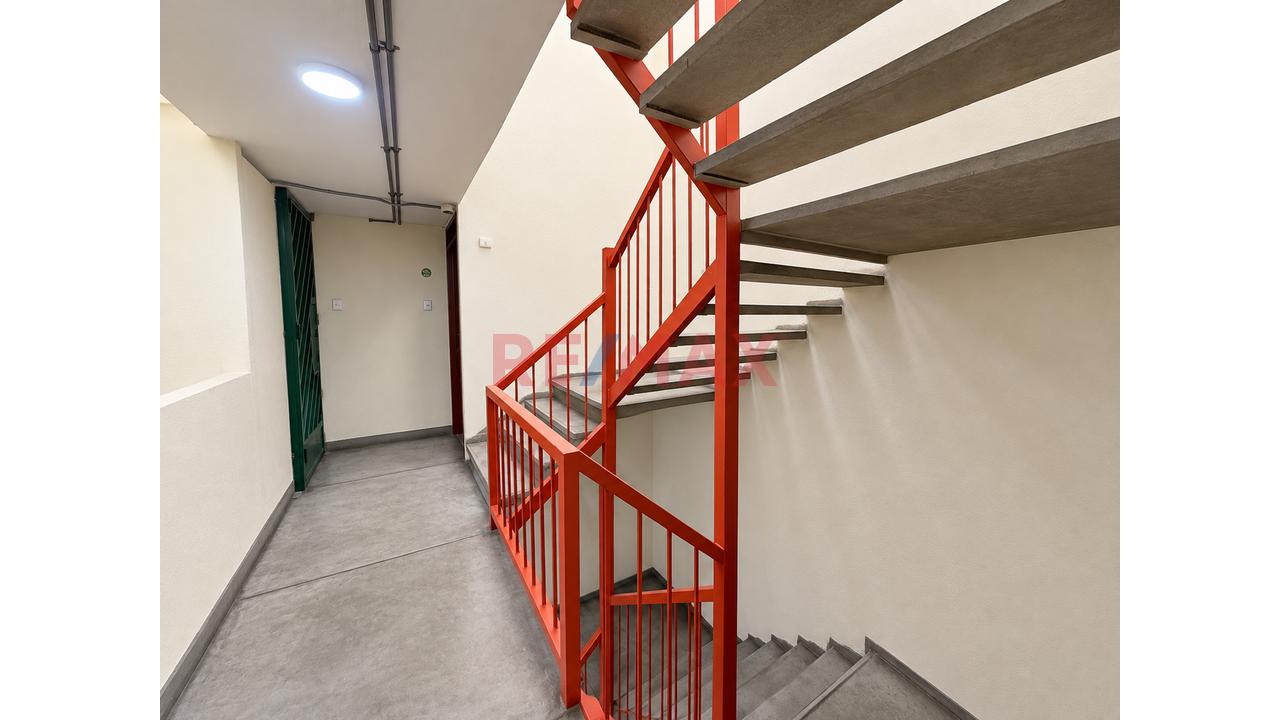 Venta De Departamento | 3 Habitaciones En El Agustino — foto 7