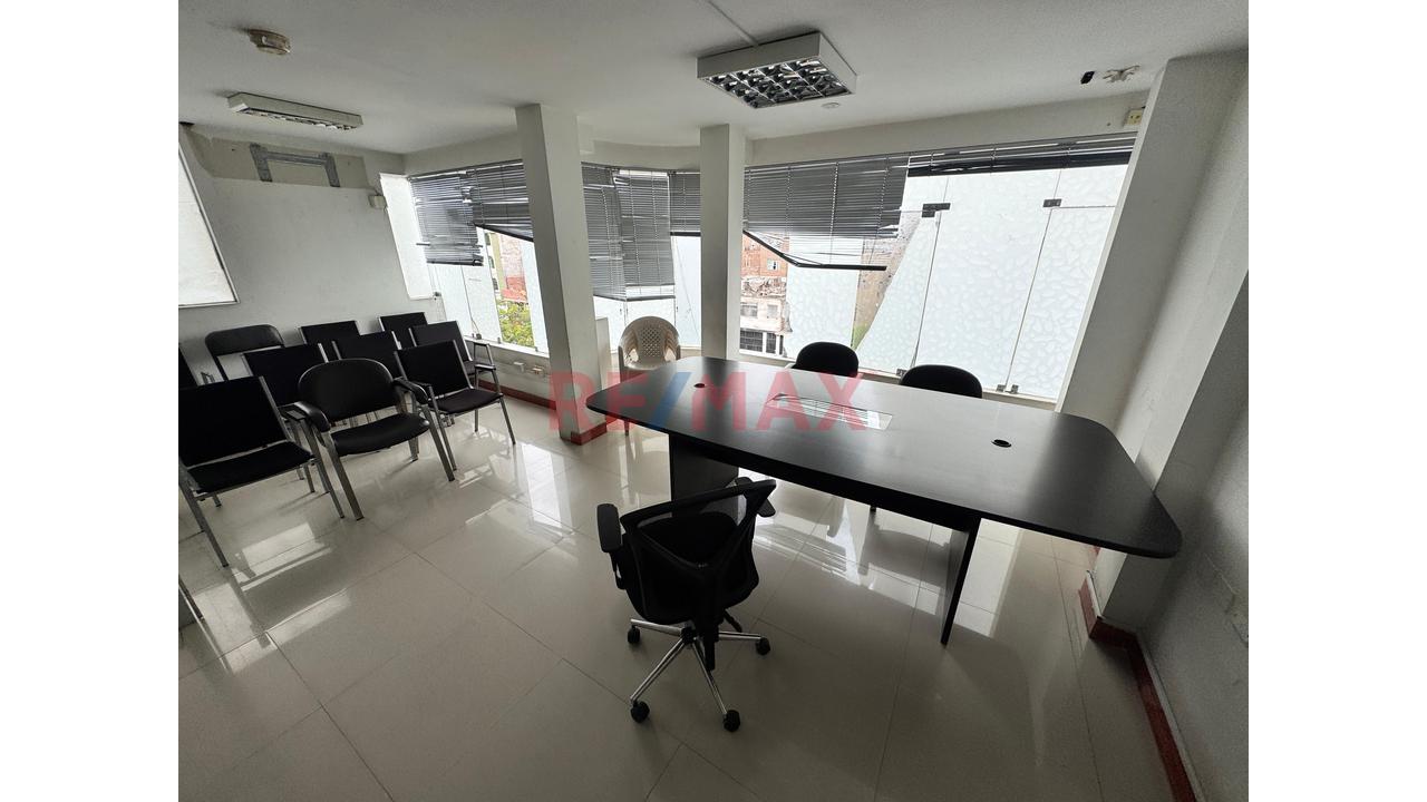 🏢 **Local Comercial En Venta – Comas** - 3