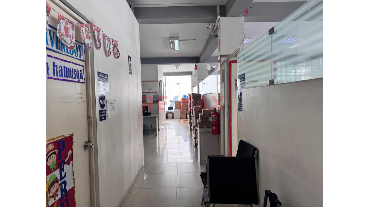🏢 **Local Comercial En Venta – Comas** - 10