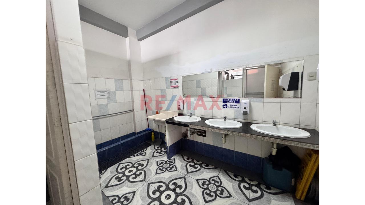 🏢 **Local Comercial En Venta – Comas** - 9
