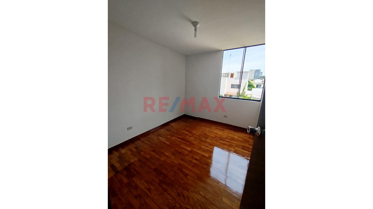 Depto En Alquiler 3 Dormitorios En San Isidro — foto 2