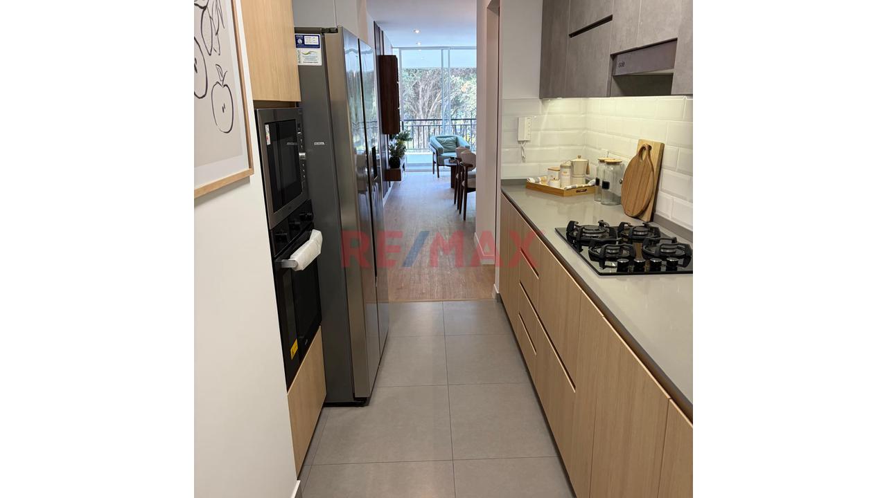 Vendo Departamento Amoblado - Estreno - Lince, Colindante San Isidro — foto 4