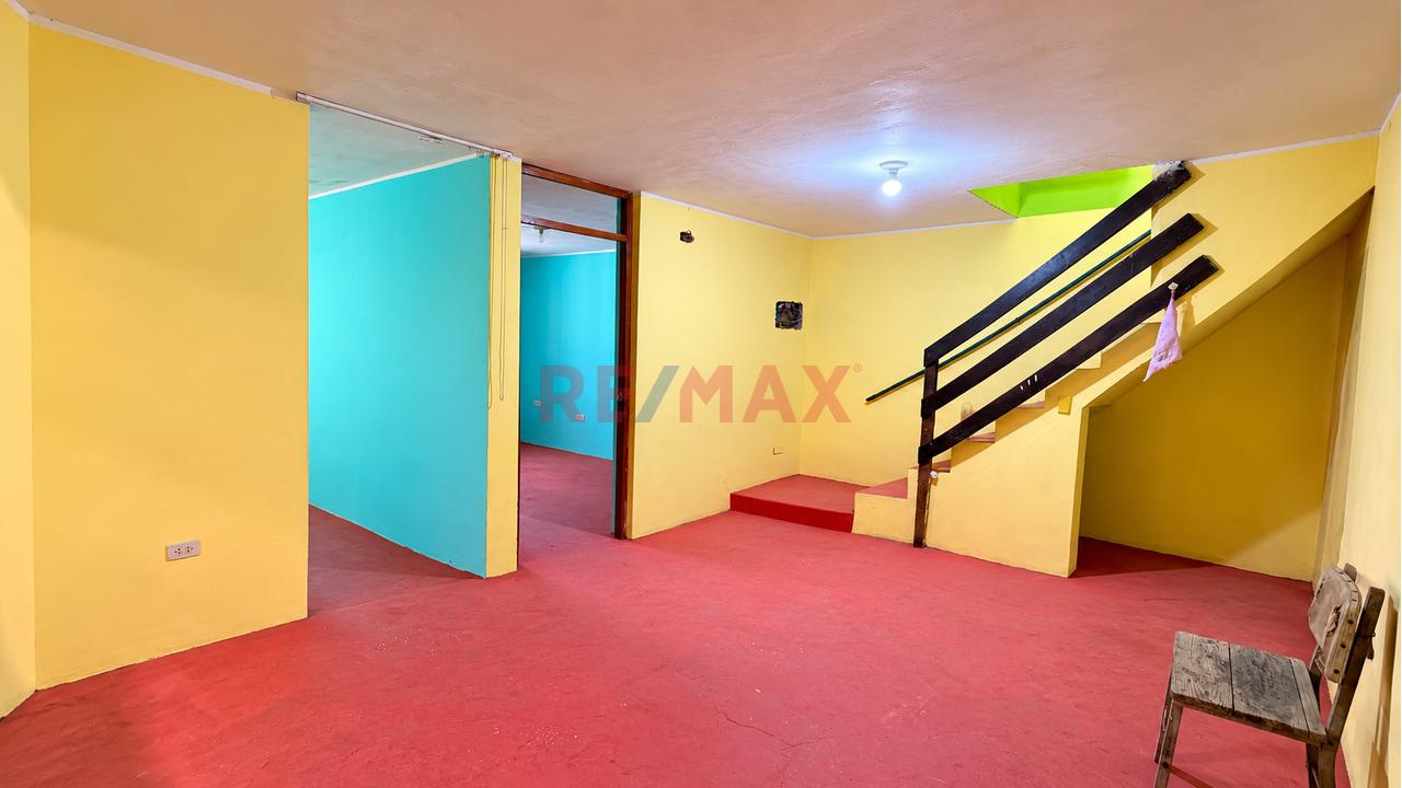 Vendo Casa De 3 Niveles En Paucarpata