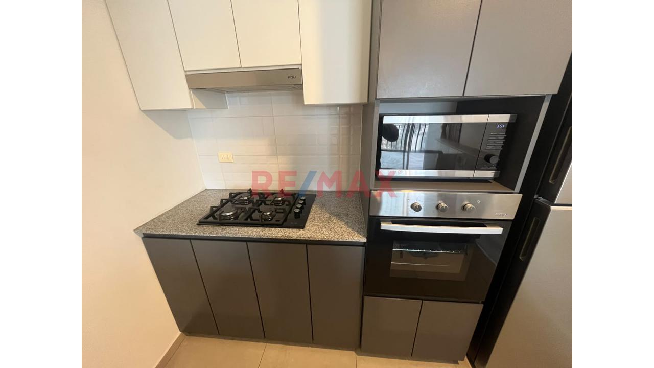 Alquiler De Departamento Semiamoblado | Piso 22 | 2 Dormitorios | Cerca Al Centro Financiero De San Isidro — foto 5