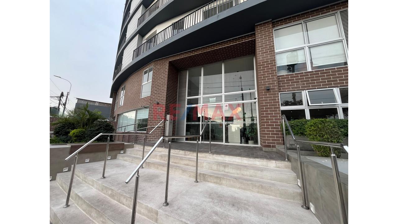 Alquiler De Departamento Semiamoblado | Piso 22 | 2 Dormitorios | Cerca Al Centro Financiero De San Isidro — foto 2