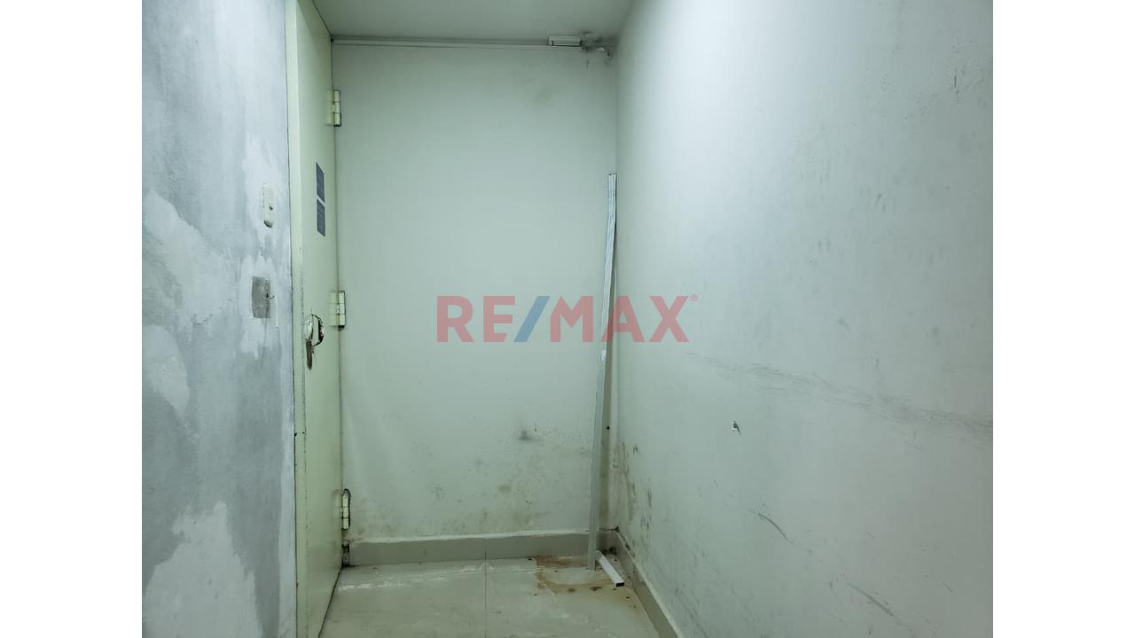 🏢 Se Alquila Local Comercial De 3 Pisos En Esquina | El Tambo — Una Ubicación Estratégica Para Empresas E Inversionistas - 12