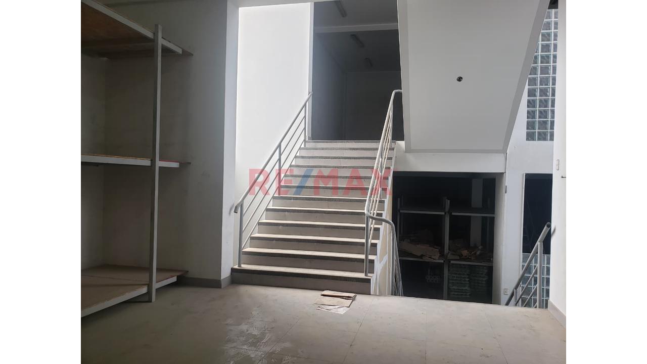 🏢 Se Alquila Inmueble Comercial Ideal Para Almacén, Distribución Y Operaciones Logísticas - 14