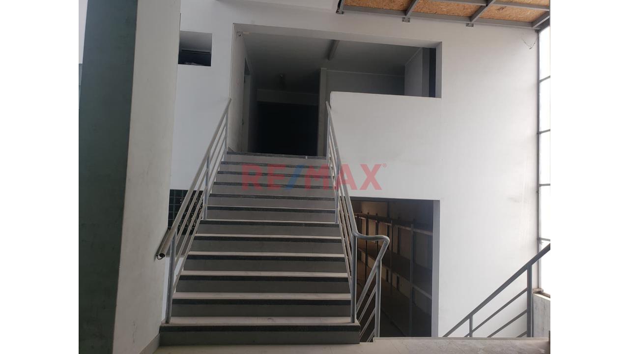 🏢 Se Alquila Inmueble Comercial Ideal Para Almacén, Distribución Y Operaciones Logísticas - 8