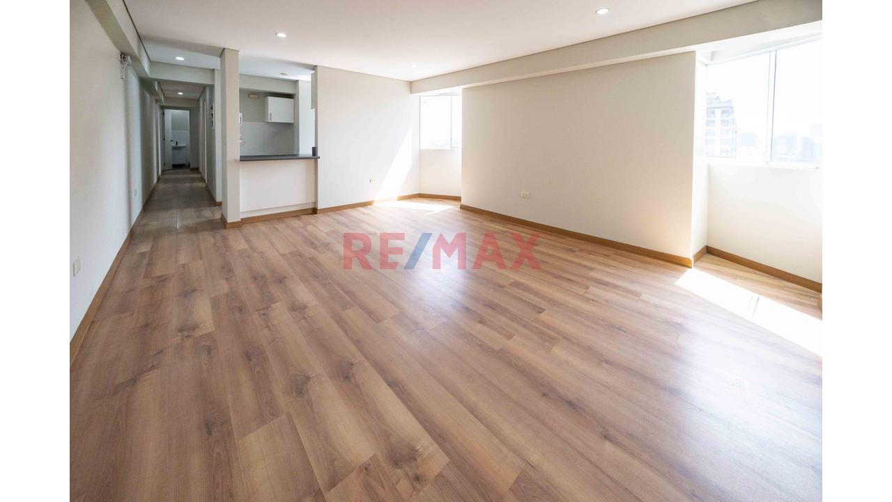 🚨 Departamento Alquiler 82 M² + 3 Dormitorios Límite Con San Isidro Por S/2,500! 🏡✨ — foto 5