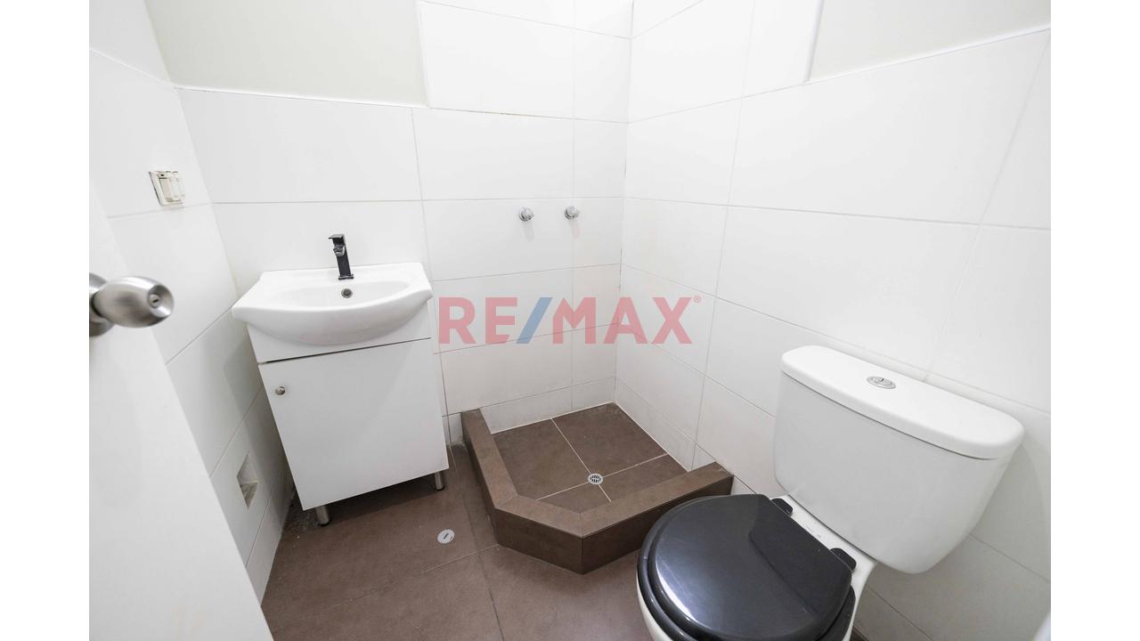 🚨 Departamento Alquiler 82 M² + 3 Dormitorios Límite Con San Isidro Por S/2,500! 🏡✨ — foto 11