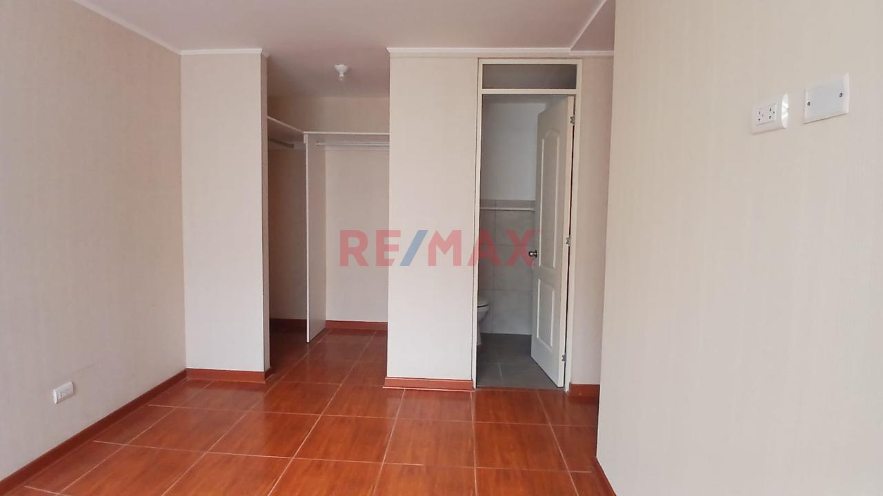 Se Alquila Departamento En Surco – Residencial Plaza Santiago — foto 8