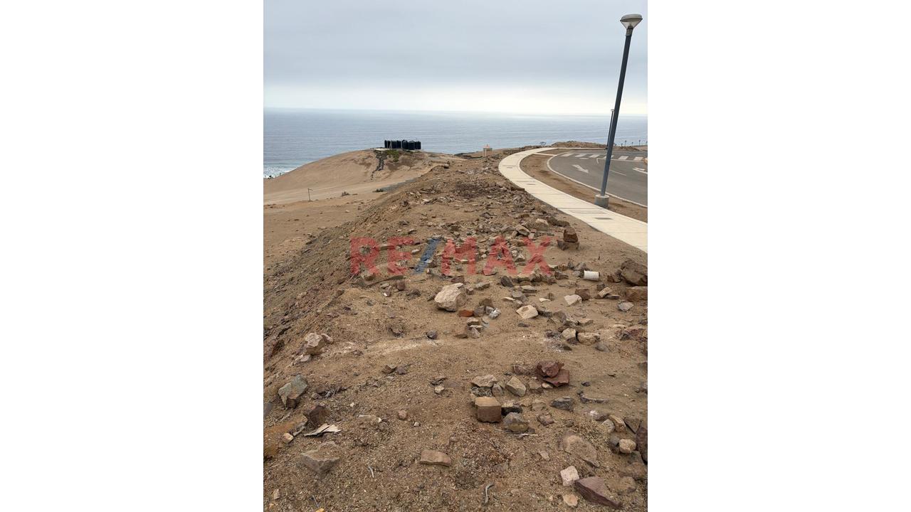 Oportunidad De Terreno De 144 M² Cerca Al Club Regatas
