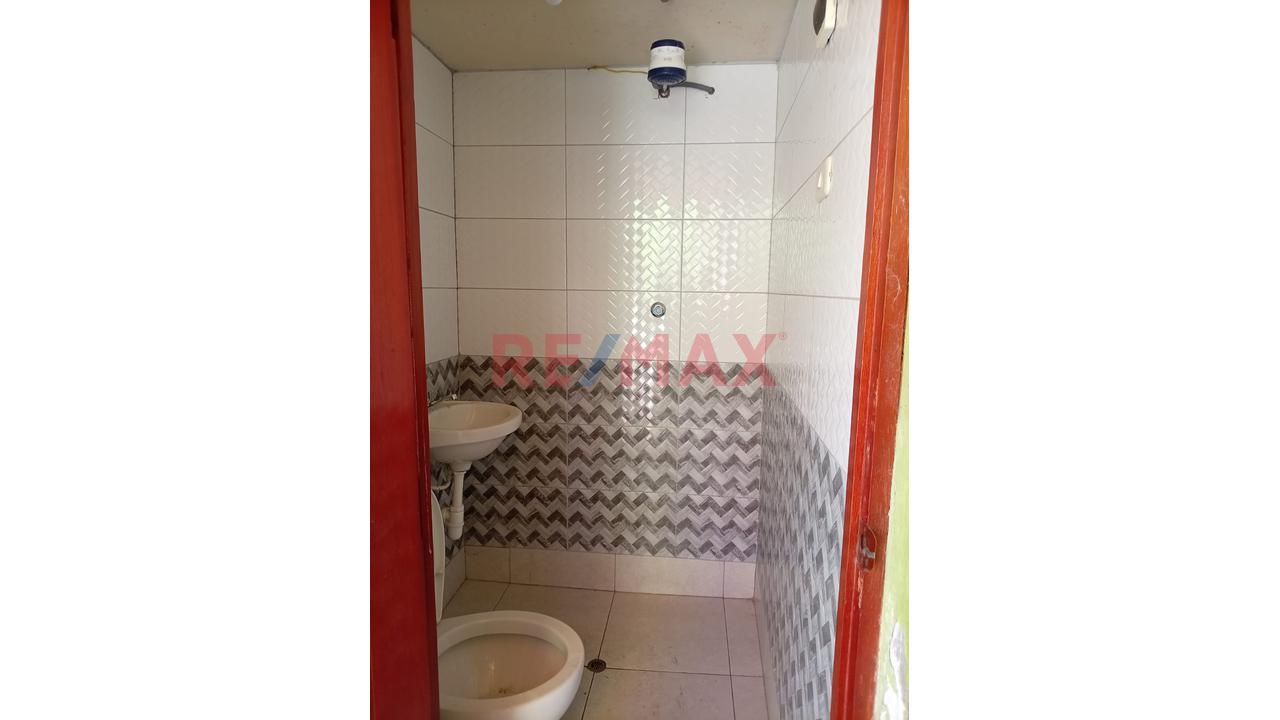 Casa Centrica En Venta Por La Plaza San Antonio — foto 4