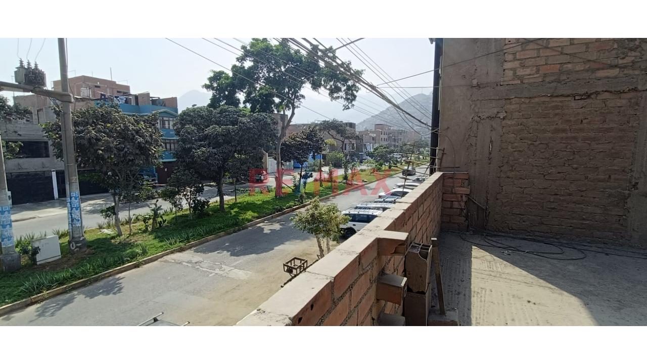 Terreno En Venta 120M2, Excelente Ubicación En Av. El Parral - Comas — foto 4