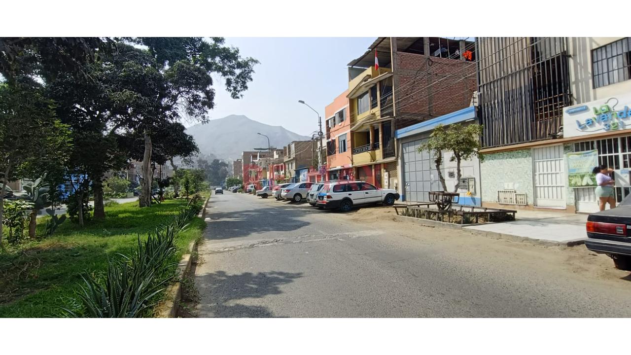 Terreno En Venta 120M2, Excelente Ubicación En Av. El Parral - Comas — foto 2