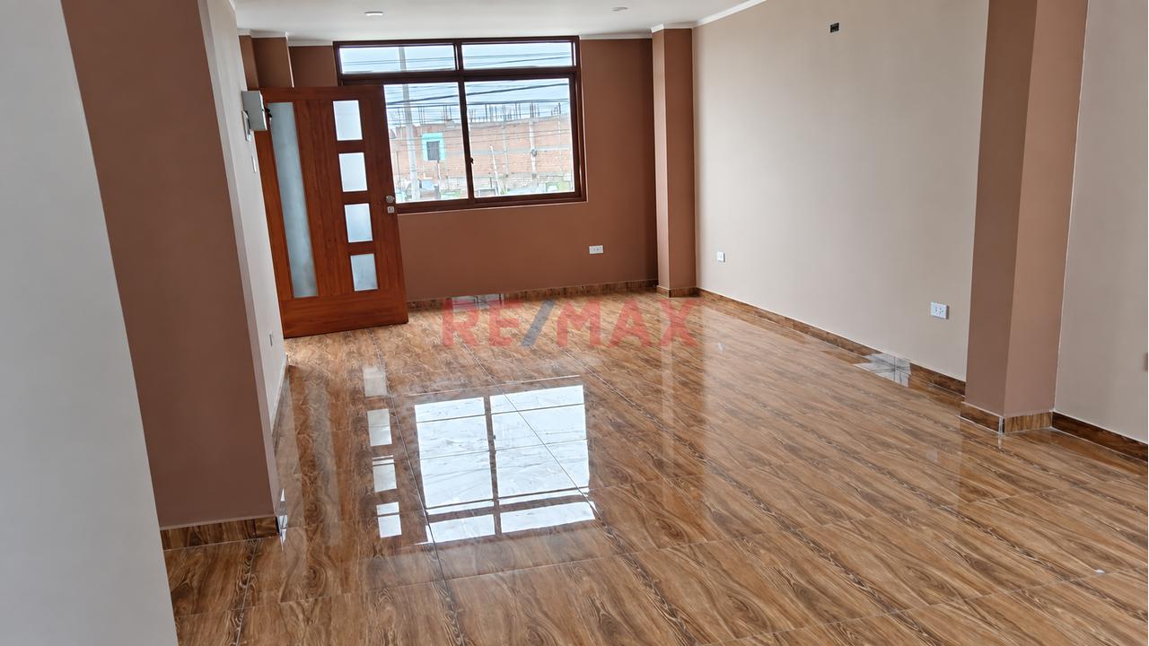 Se Alquila Hermoso Departamento De Estreno En Excelente Ubicación — foto 2
