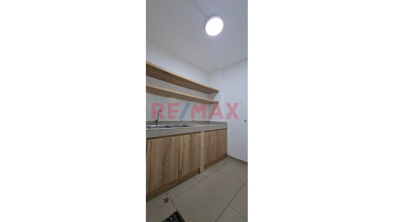Se Alquila Local Comercial En Caminos Del Inca Surco Primer Piso — foto 9