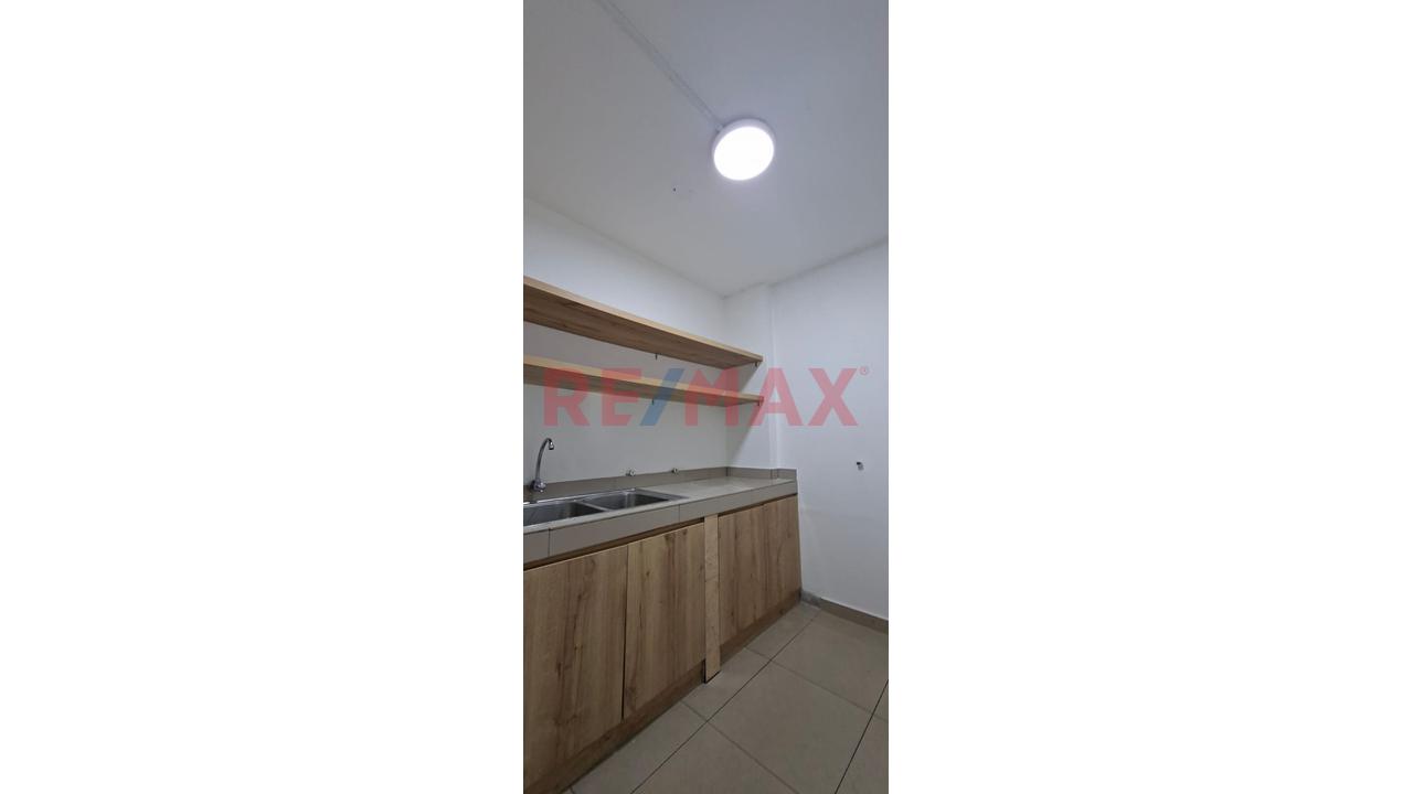 Se Alquila Local Comercial En Caminos Del Inca Surco Primer Piso — foto 8