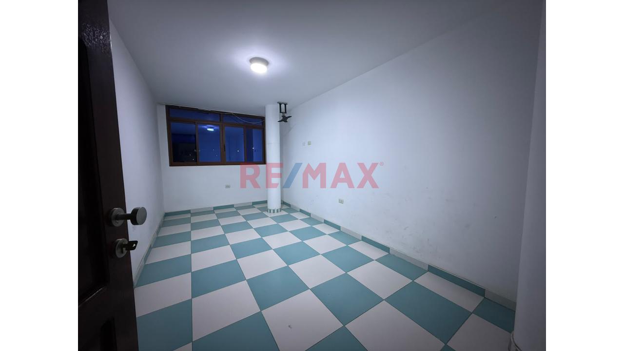 Casa Productiva De 4 Pisos + Terraza - Moche (Cerca A Urb. Villa De Contadores) — foto 12