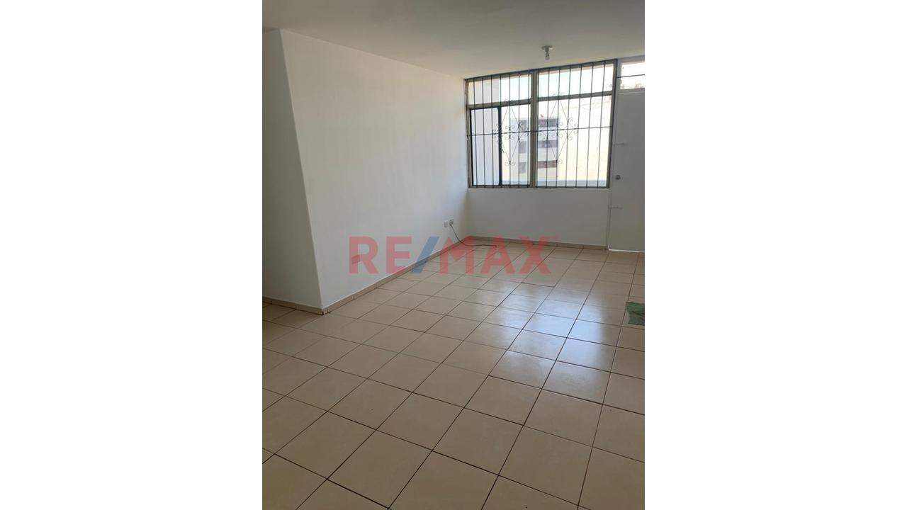 Urb. Palomino. Cuadra 8. Av Bertello, Limite Con Pueblo Libre — foto 6