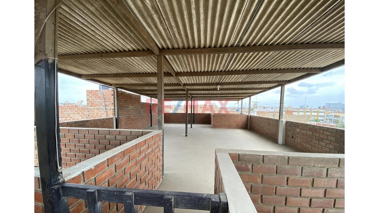 Casa En Venta Urbanizacion Jose Quiñonez Chiclayo - 20