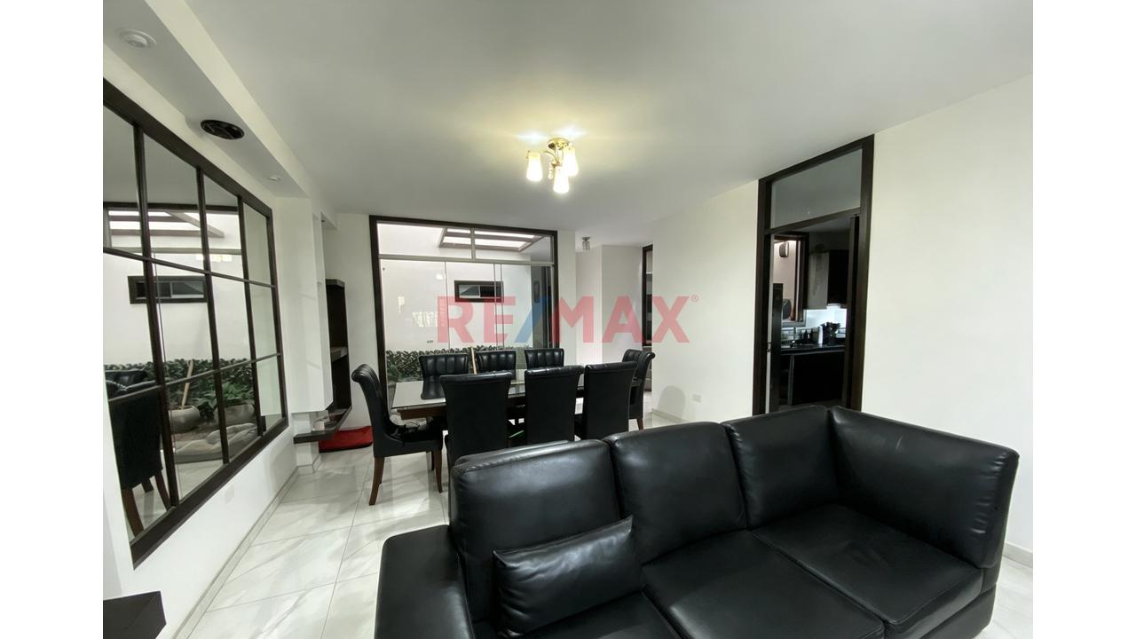 Casa De 3 Pisos + Azotea En Venta Urbanizacion José Quiñones Chiclayo — foto 7