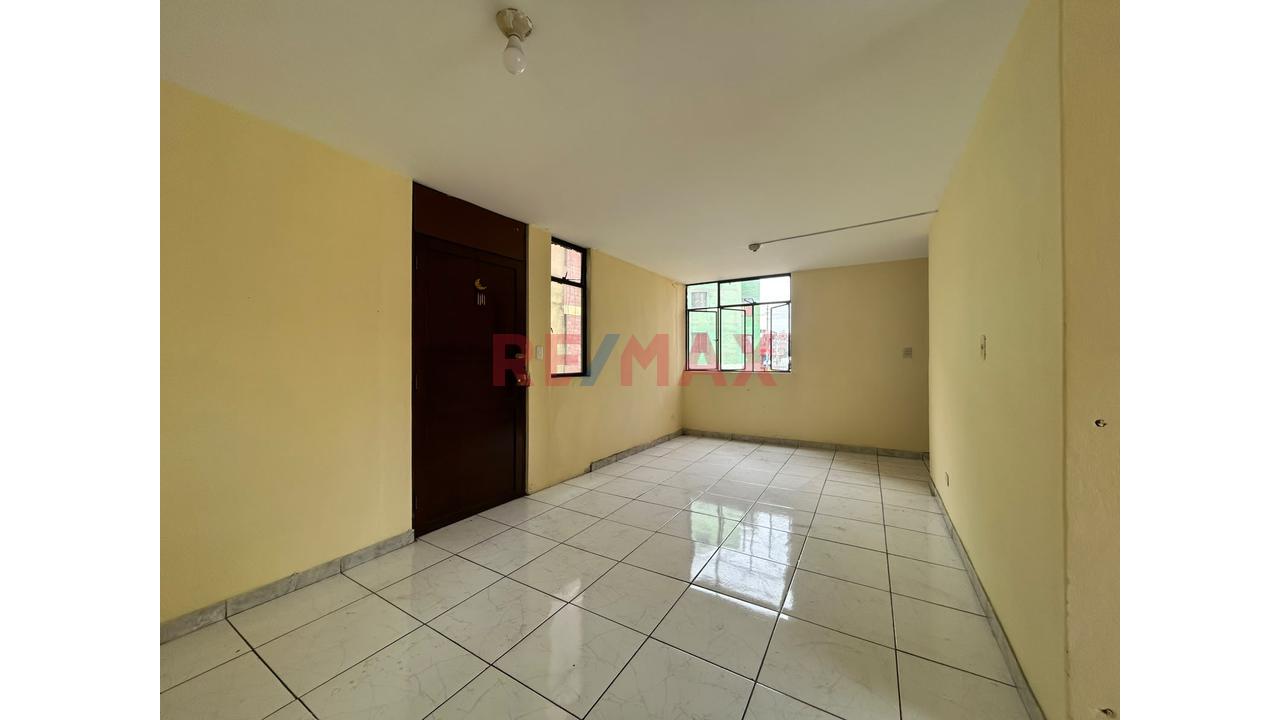 Venta De Departamento En Santa Rosa, Ventanilla - 16