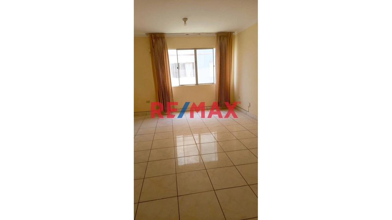 Alquiler De Departamento En Condominio Los Pinos De La Plata