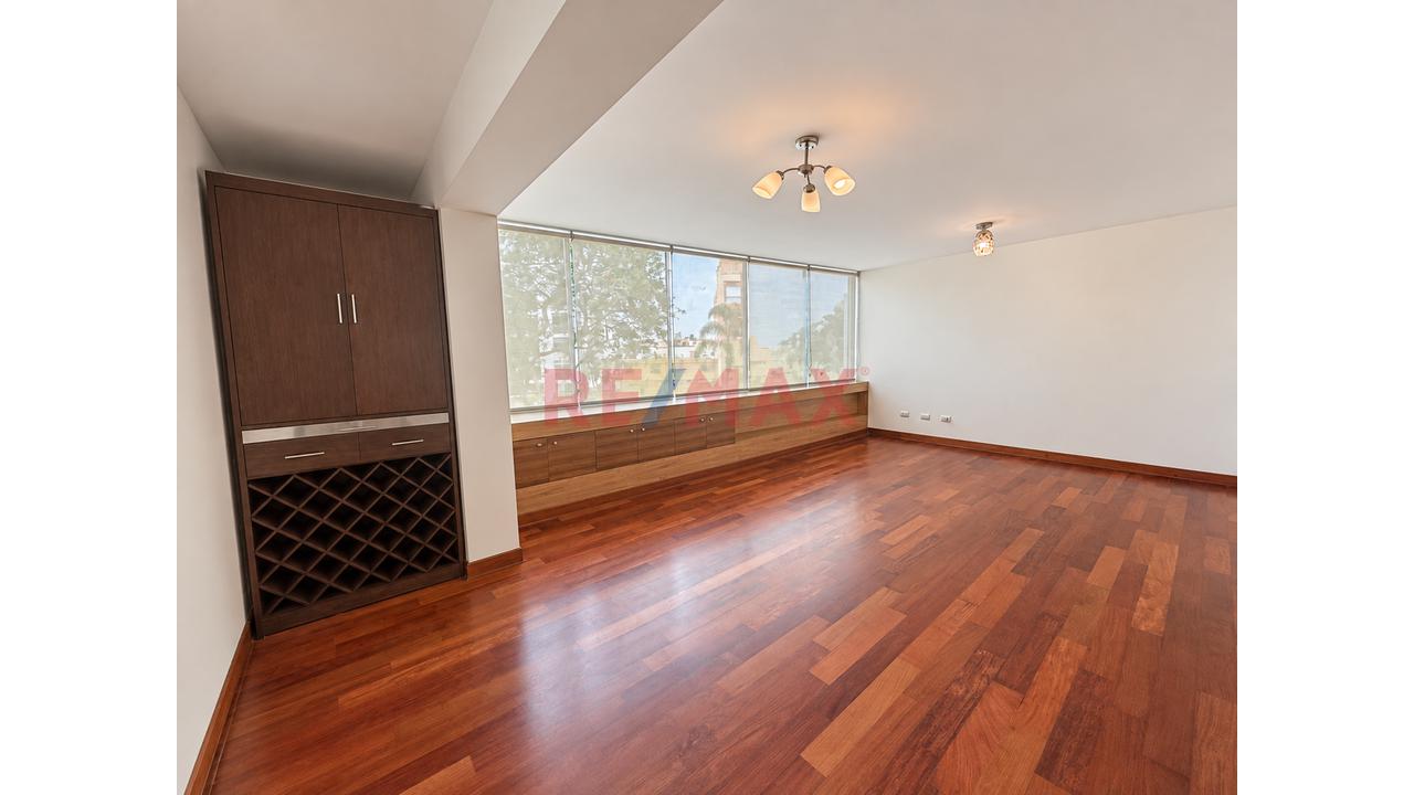 Alquiler Departamento 3 Dormitorios En Surco Limite Con Miraflores - 13