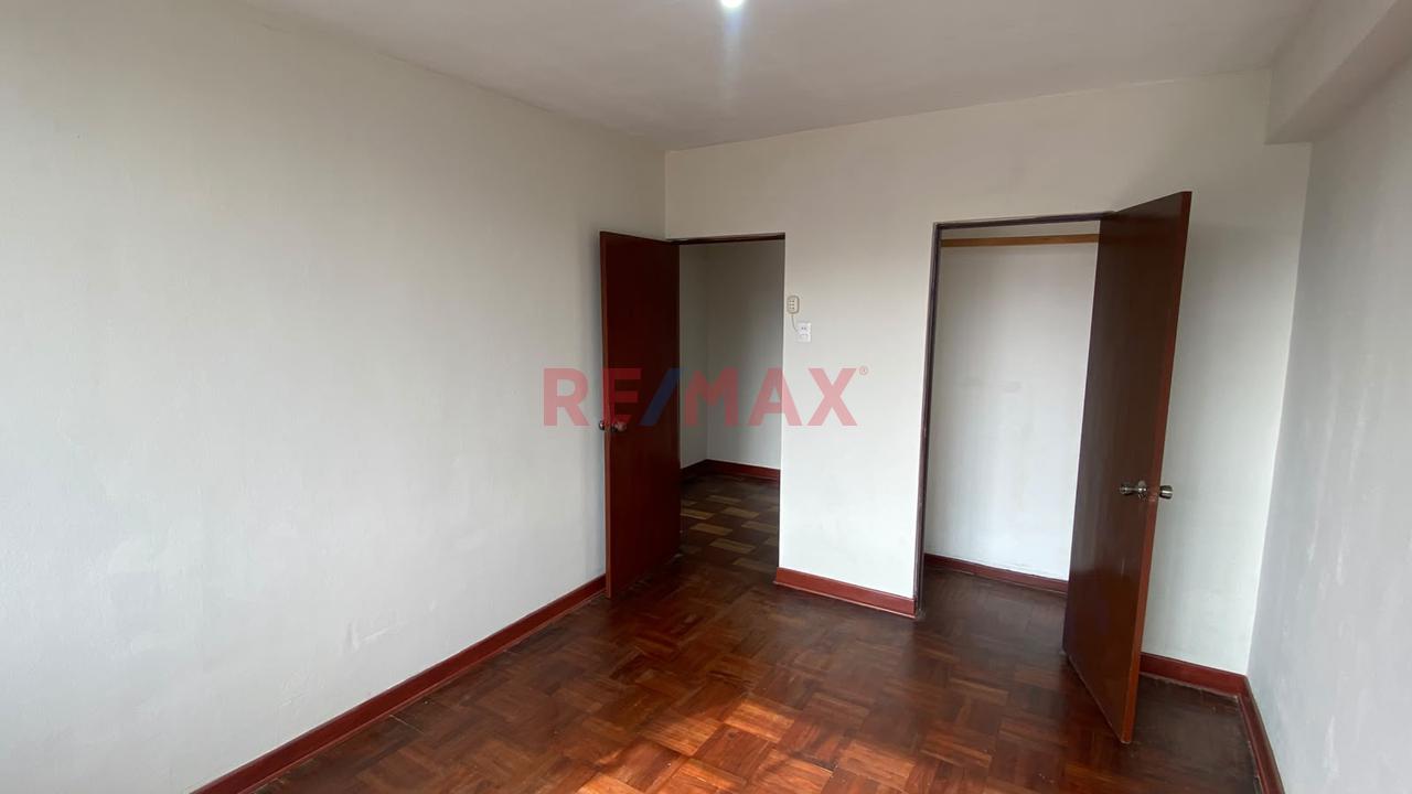 Venta De Departamento En Santa Beatriz - Lima — foto 9