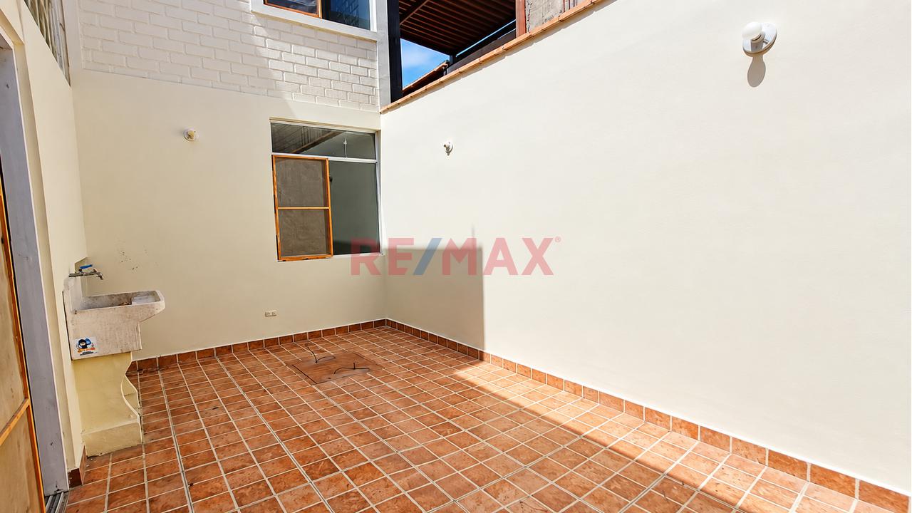 Alquiler De Casa En Exclusivo Condominio De Sunampe Con Cochera — foto 10