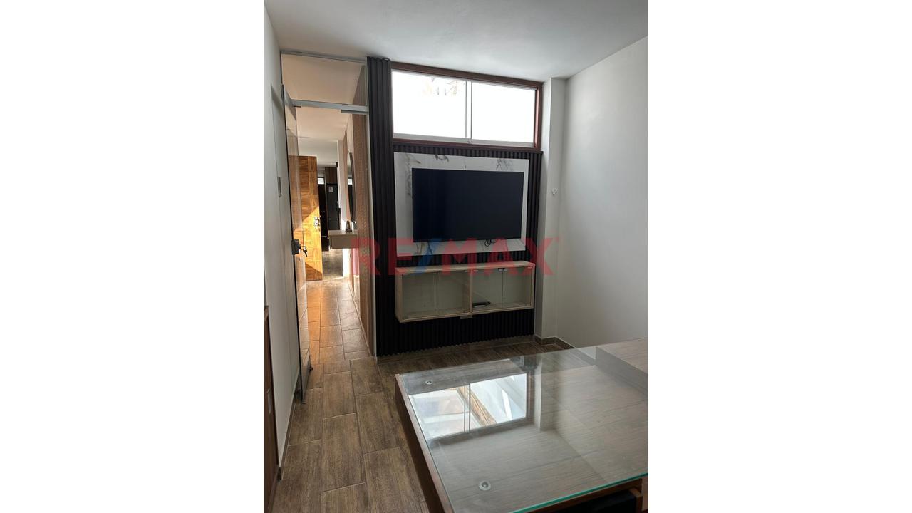 Alquiler De Oficina Con Baño Privado En Urb. Monserrate, Trujillo — foto 2