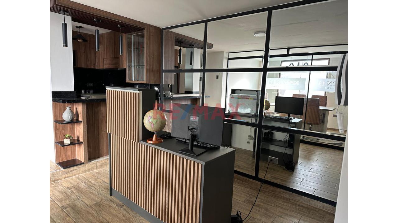 Oficina Individual En Alquiler – Urbanización Monserrate, Trujillo — foto 9