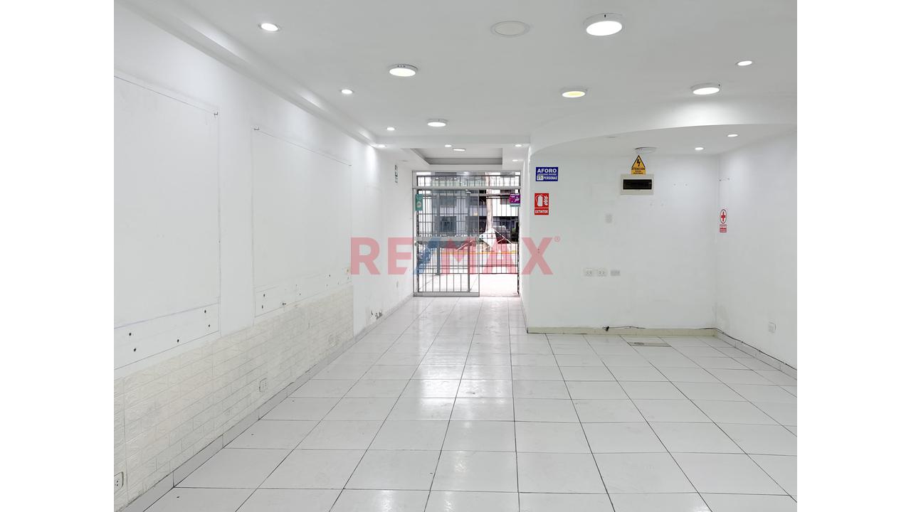 Local Comercial En Alquiler Av Caminos Del Inca — foto 5