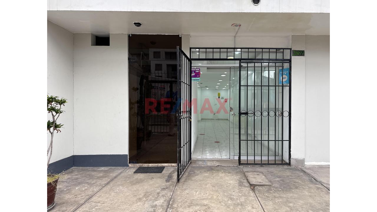 Local Comercial En Alquiler Av Caminos Del Inca