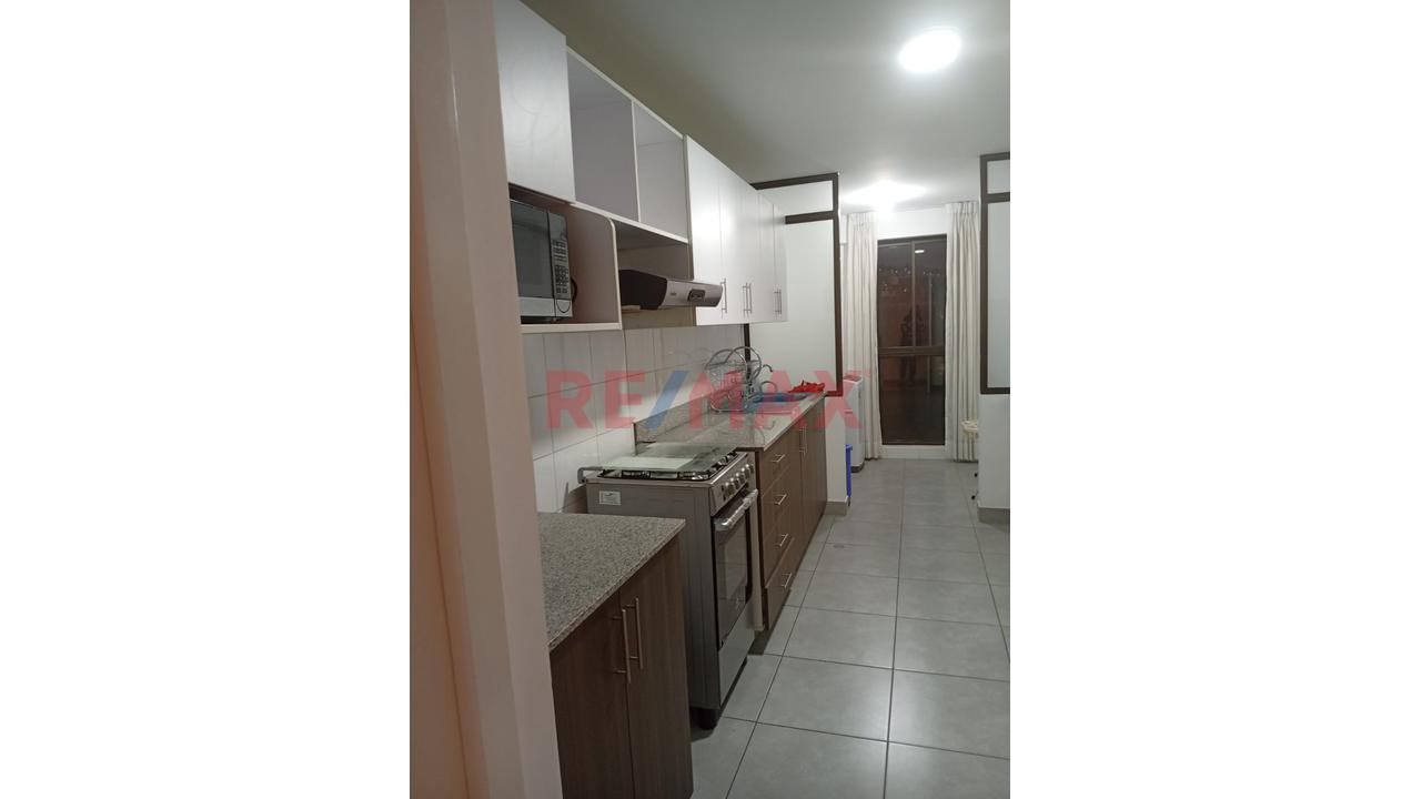 Alquiler De Lindo Departamento Semi Amoblado — foto 6