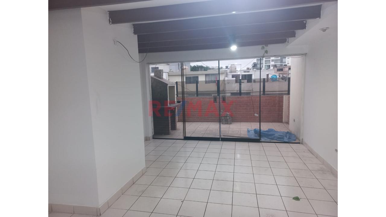 Casa En Venta De 152.47 M² Con 9 Habitaciones Cerca De La Pucp – Pueblo Libre Gran Potencial De Inversión — foto 9