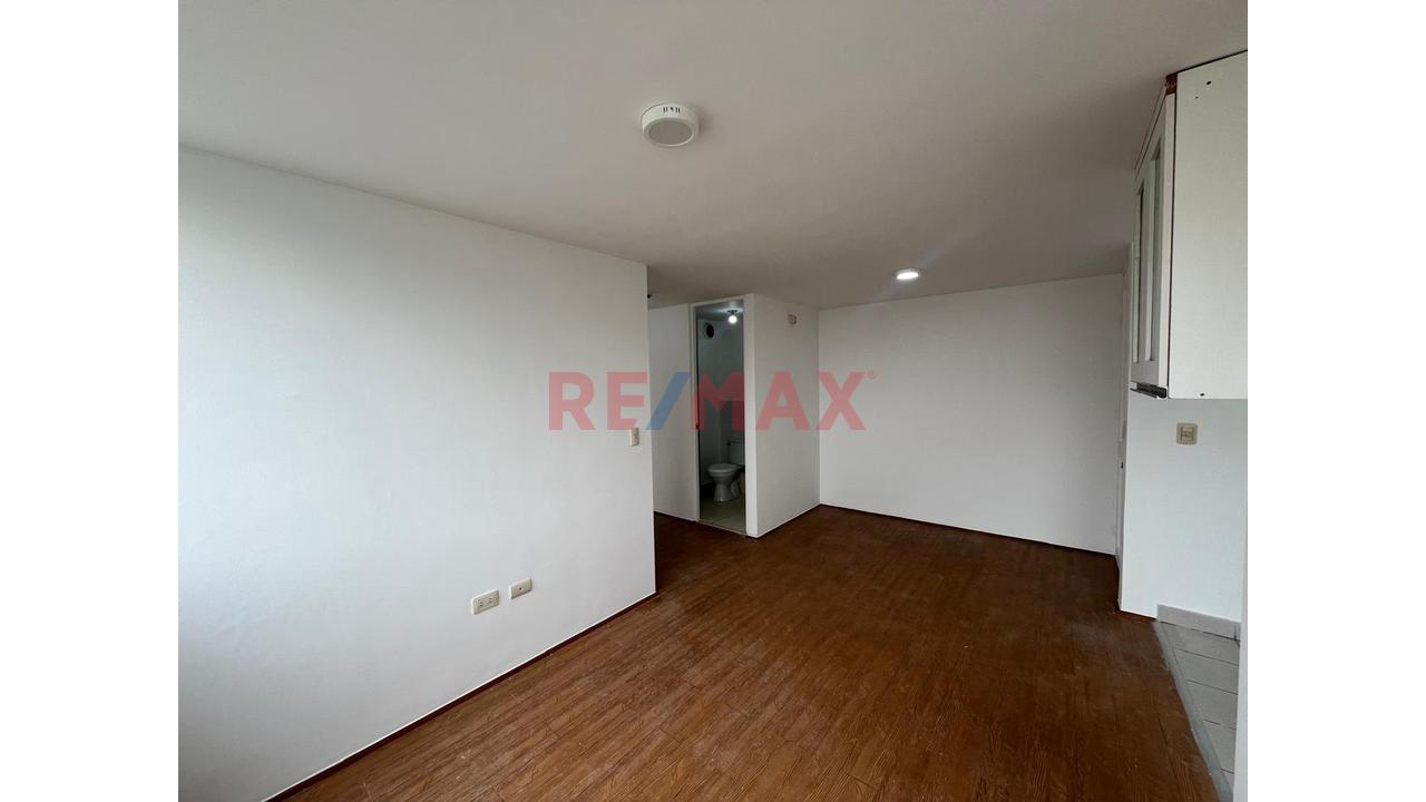 Se Vende Dpto En Piso 13 - Condominio Los Girasoles En Comas — foto 6