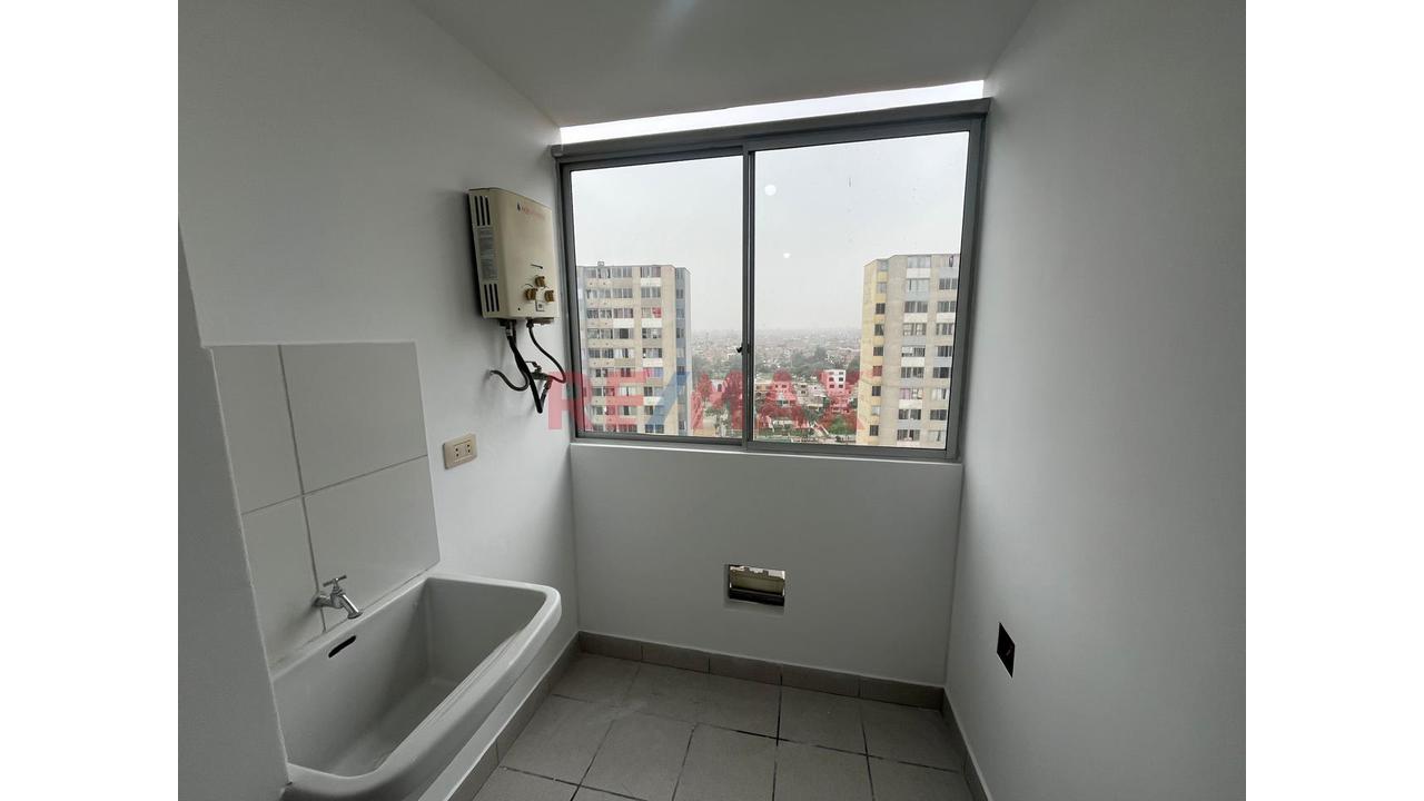Se Vende Dpto En Piso 13 - Condominio Los Girasoles En Comas — foto 5