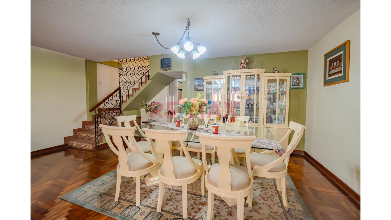 Triplex En Venta En La Molina | Bien Distribuido, Terraza Privada Y Excelente Ubicación — foto 3