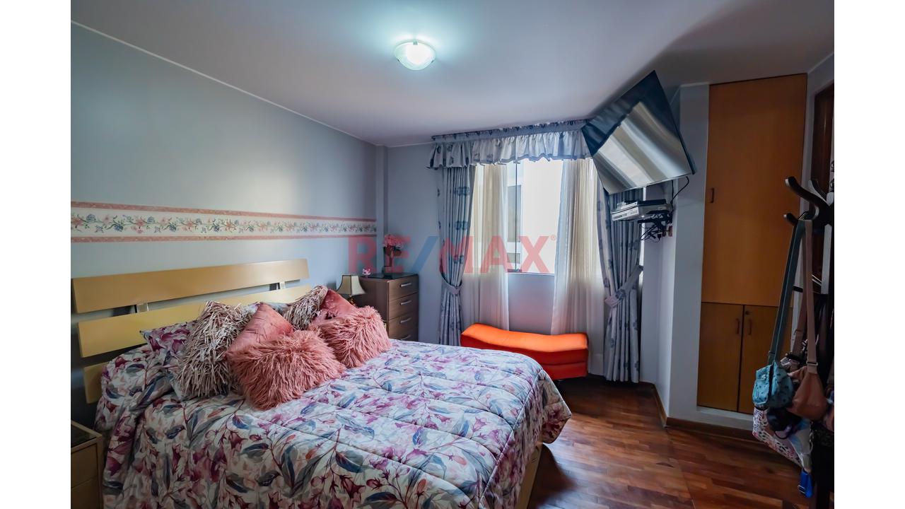 Triplex En Venta En La Molina | Bien Distribuido, Terraza Privada Y Excelente Ubicación — foto 9